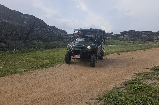 4-seater UTV Island 4hr Tour in Aruba, morning or afternoon - Stop 4: Cave Pool Aruba and the reality of getting wet