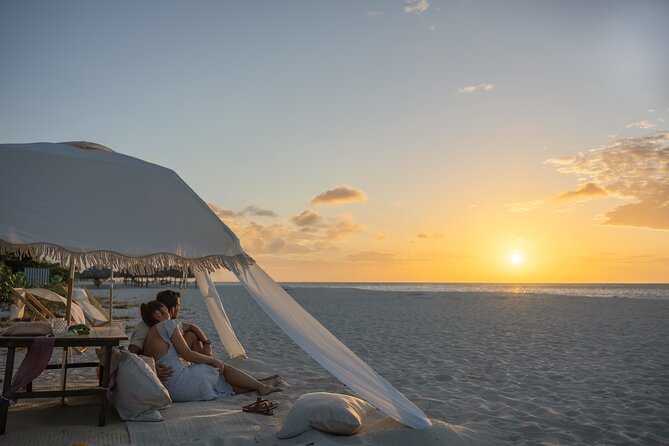 Aruba Eagle Beach Romantic Sunset Picnic in a Luxury Cabana - What happens during your Aruba Eagle Beach sunset picnic (2 hours)