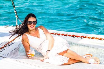 Aruba Happy Hour Sunset Sail with Savory Bites and Cocktails - 5:00 pm timing: built for golden light and easy photo moments