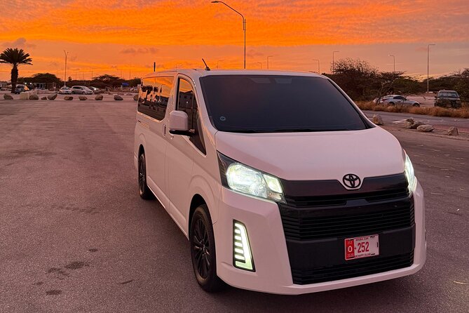 Aruba Private Airport Transfer one way - Toyota Hiace for Up to 10: Space, AC, and Luggage Reality