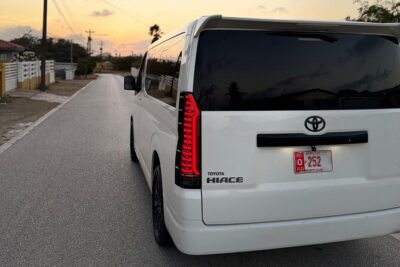 Aruba Private Airport Transfer one way - Door-to-Door Drops Across Aruba (Hotels, Resorts, and Oranjestad)