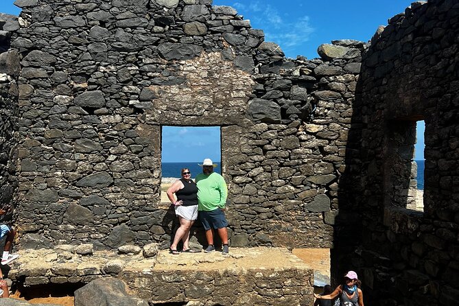 Aruba Private Jeep Tour with Local Guide - Private 4x4 jeep time with local guidance