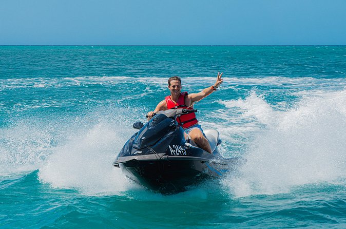 Aruba Single Jetski Waverunner near Eagle Beach - Comfort and the one tricky moment: getting on and off