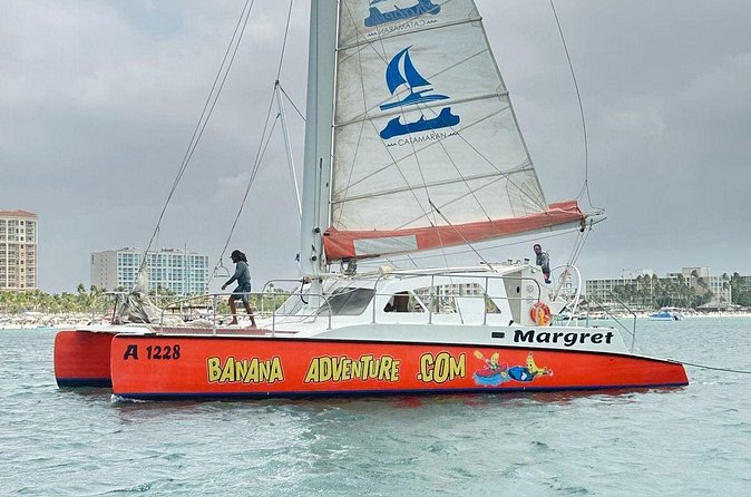 Banana Adventure Catamaran Tropical Sunset Sail - The open bar and fresh fruit snacks: value vs expectations
