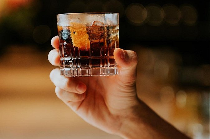 Discovery Papiamento Distillery - The five-rum blend: what you’re tasting behind the scenes