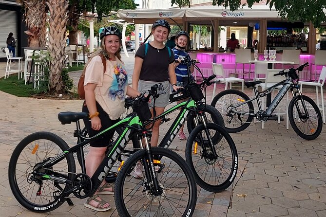 Oranjestad Culture Heritage and Coastal Electric Bike Experience - Electric E-Bikes + Oranjestad History Without the Sweat