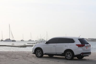 Private Airport Transfers in Aruba - Airport Pickup in Aruba: Finding Your Driver Without the Frustration