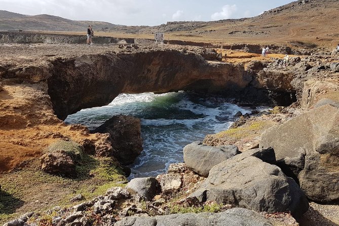 Private German Speaking Jeep Tours - A German-speaking jeep day with Rensley: humor with island context