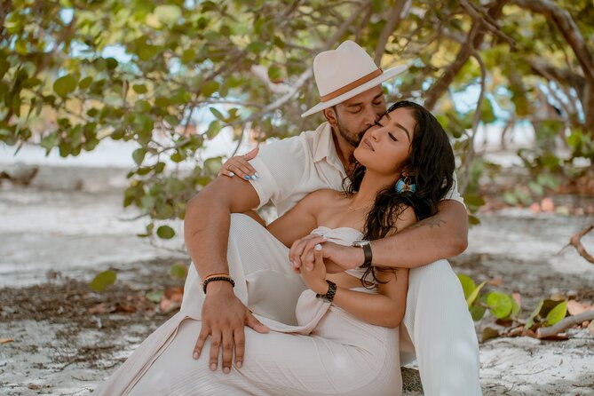 Private Vacation Photoshoot with Photographer in Aruba - Your Photographer’s Real Superpower: Direction, Comfort, and On-the-Spot Checks