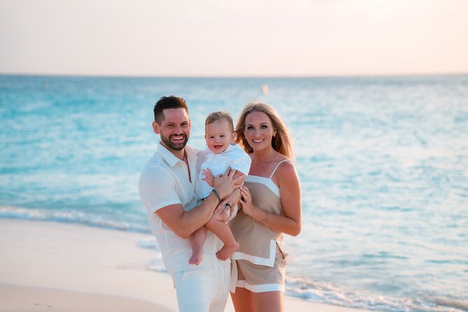 Private Vacation Photoshoot with Photographer in Aruba - Weather, Light, and Timing: Why Aruba’s Conditions Affect Your Photos