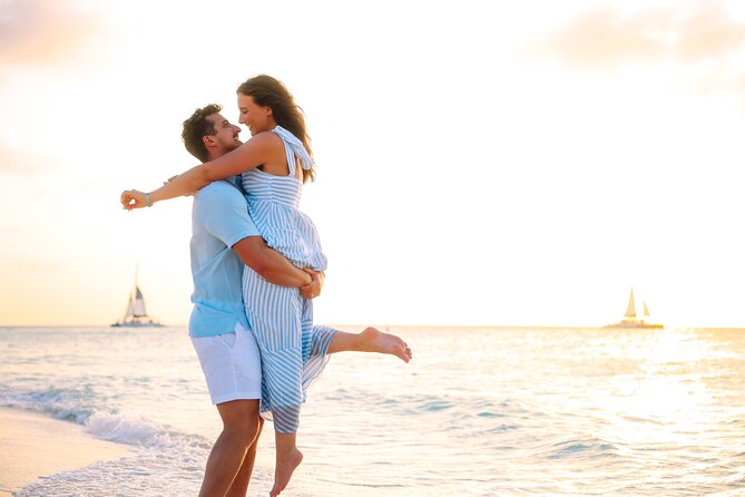 Professional Sunset Photoshoot in Aruba - Where This Fits Best: Couples, Families, and Solo Travelers