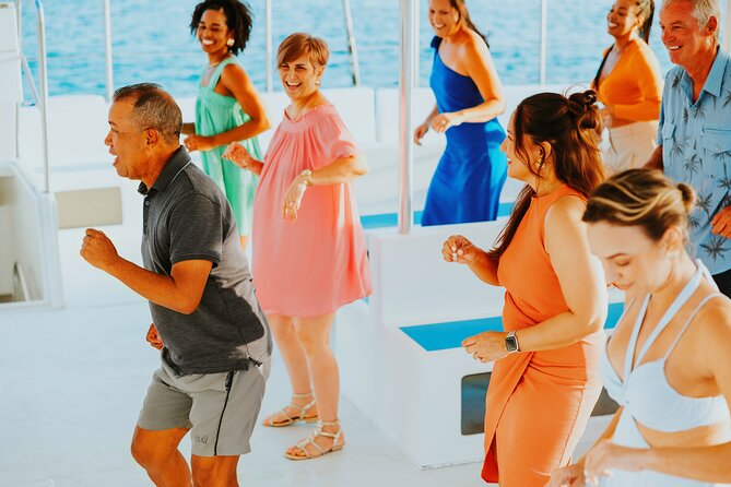 Salsa, Sunsets & Mojitos at Sea - Salsa Lesson on a Catamaran: How Franklin-Style Dancing Works